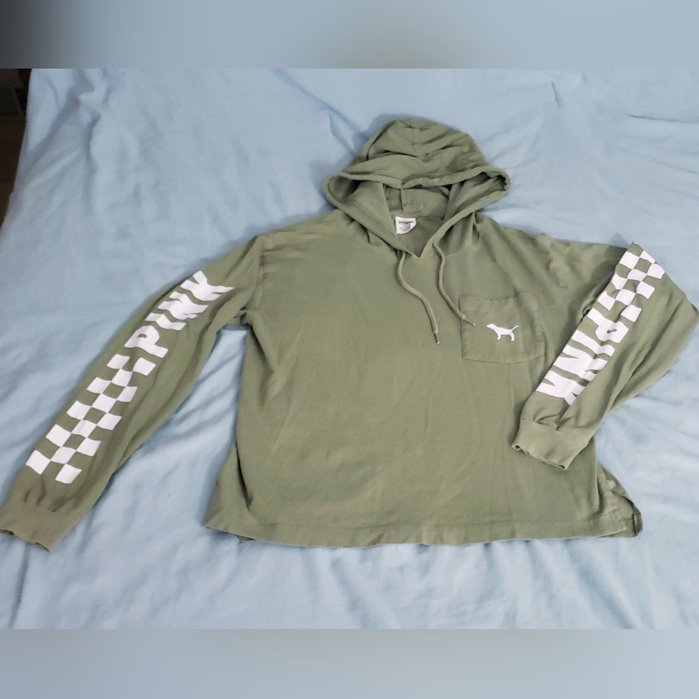 Vs Pink Long Sleeve Hoodie Size Medium